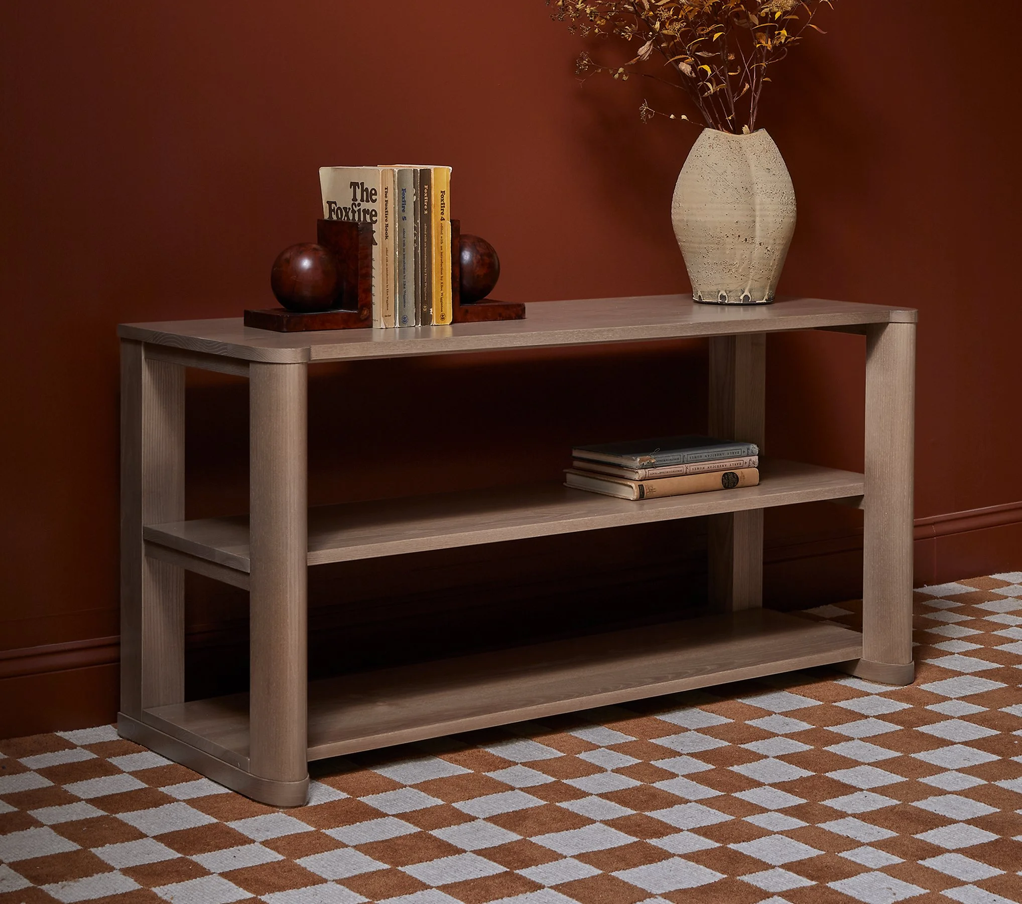 Hull Shelf - Low | O&G Studio